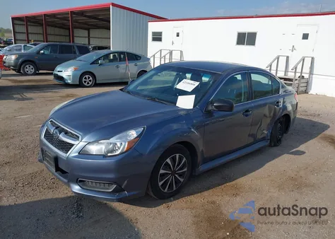 2014 Subaru Legacy 2.5I из США, поврежденный, VIN 4S3BMBA61E3002664